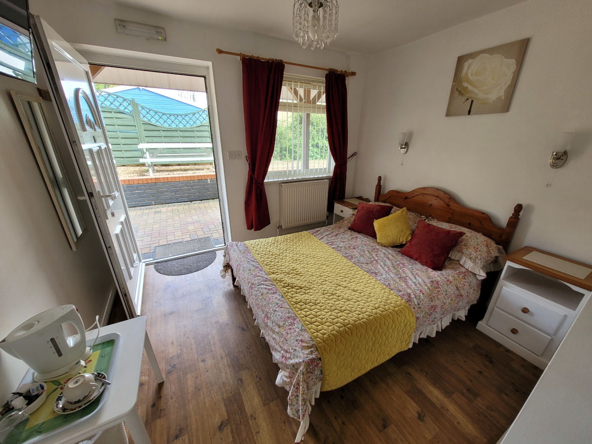 Holywell Guest House in Watford, United Kingdom